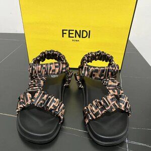Fendi Women's Black and Brown Sandals